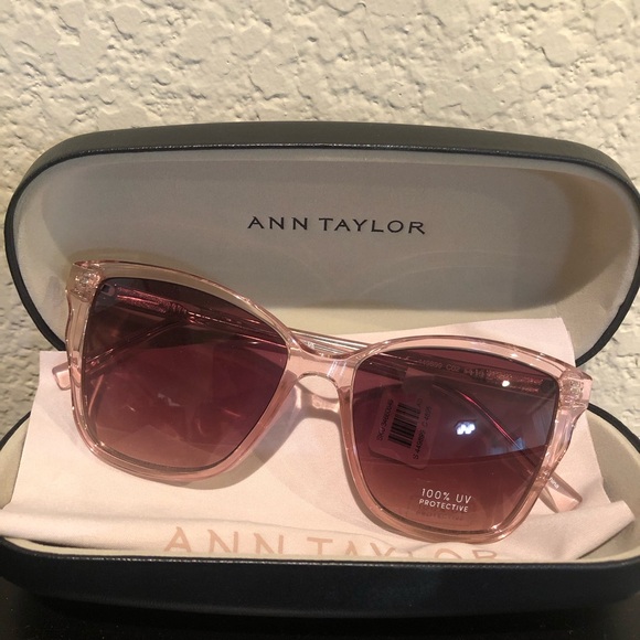 NWT Ann Taylor Light Pink transparent frame sunglasses - Picture 2 of 5